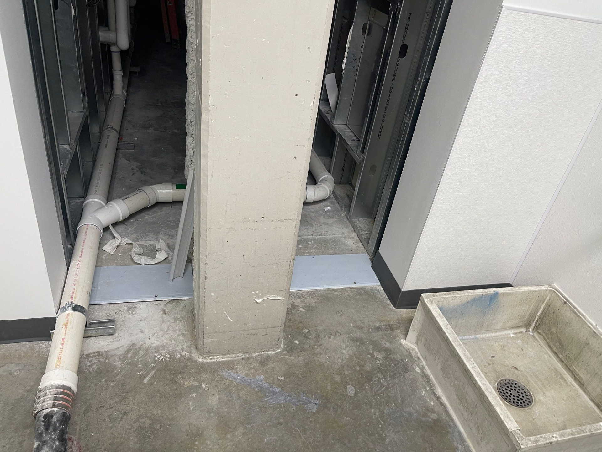 Expansion joint installation detail
